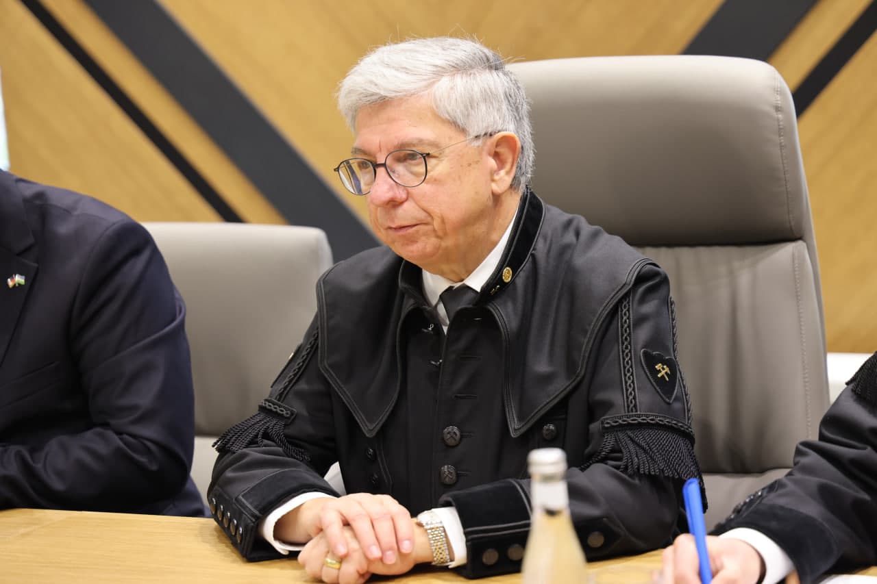 The Minister held a meeting with the Rector of Freiberg Mining Academy