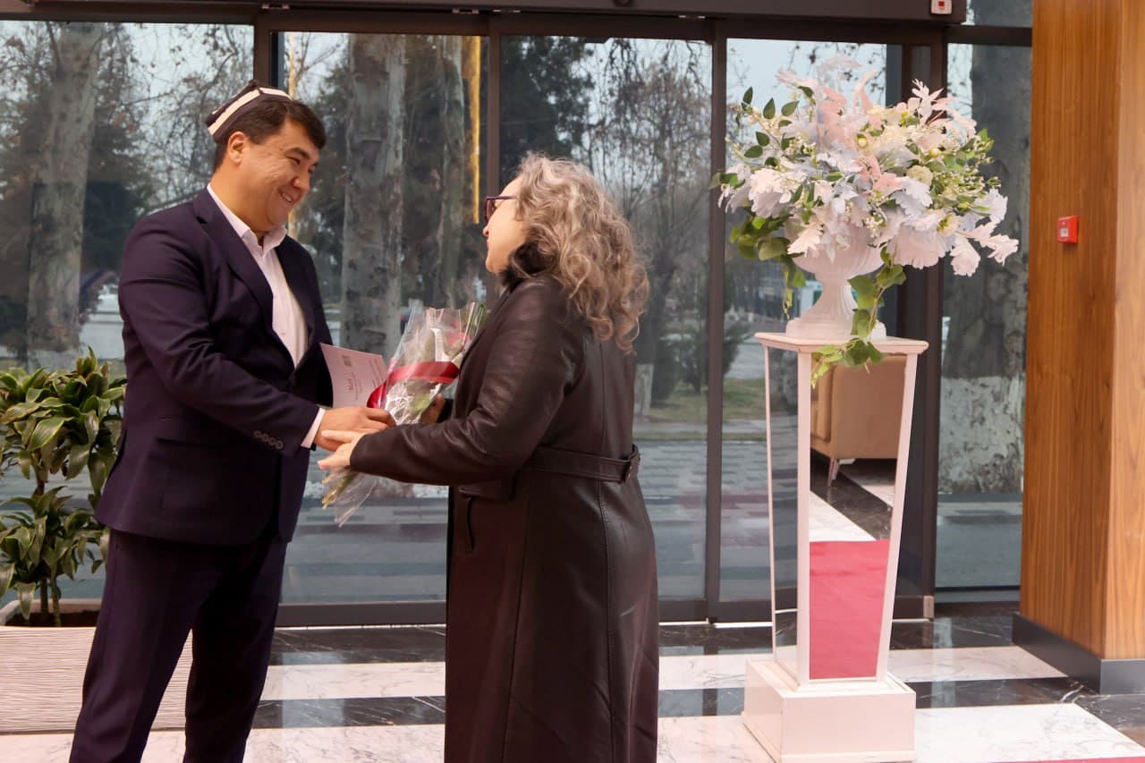 A festive mood in the Ministry of Mining Industry and Geology