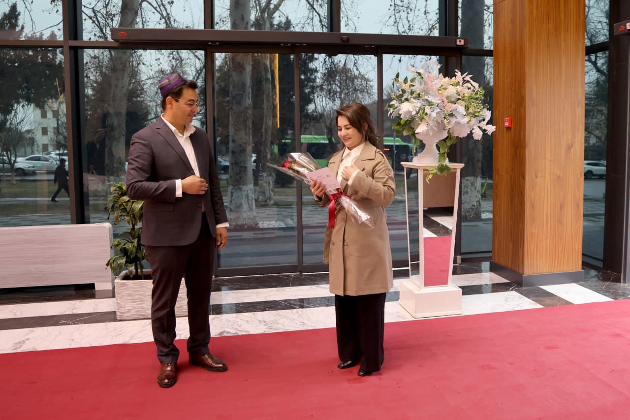 A festive mood in the Ministry of Mining Industry and Geology