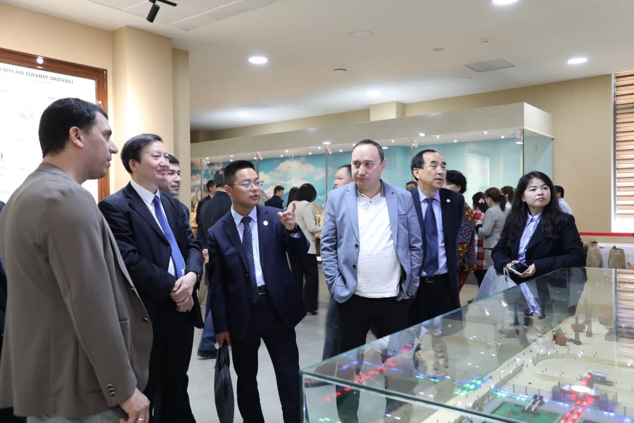 A press tour to the new building of the State Institution ‘Museum of Geology’ was organised