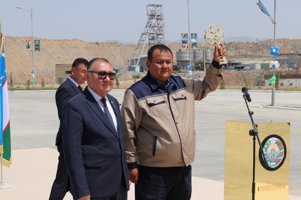 “Zarmitan konining quyi gorizontlarini oʻzlashtirish” investitsion loyihasi doirasida “Skipli” shaxta stvolining ochilish marosimi o‘tkazildi