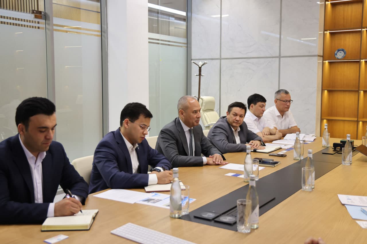 A meeting was held with the delegation headed by the Secretary General of the Union of Chambers of Commerce and Industry of Turkic States