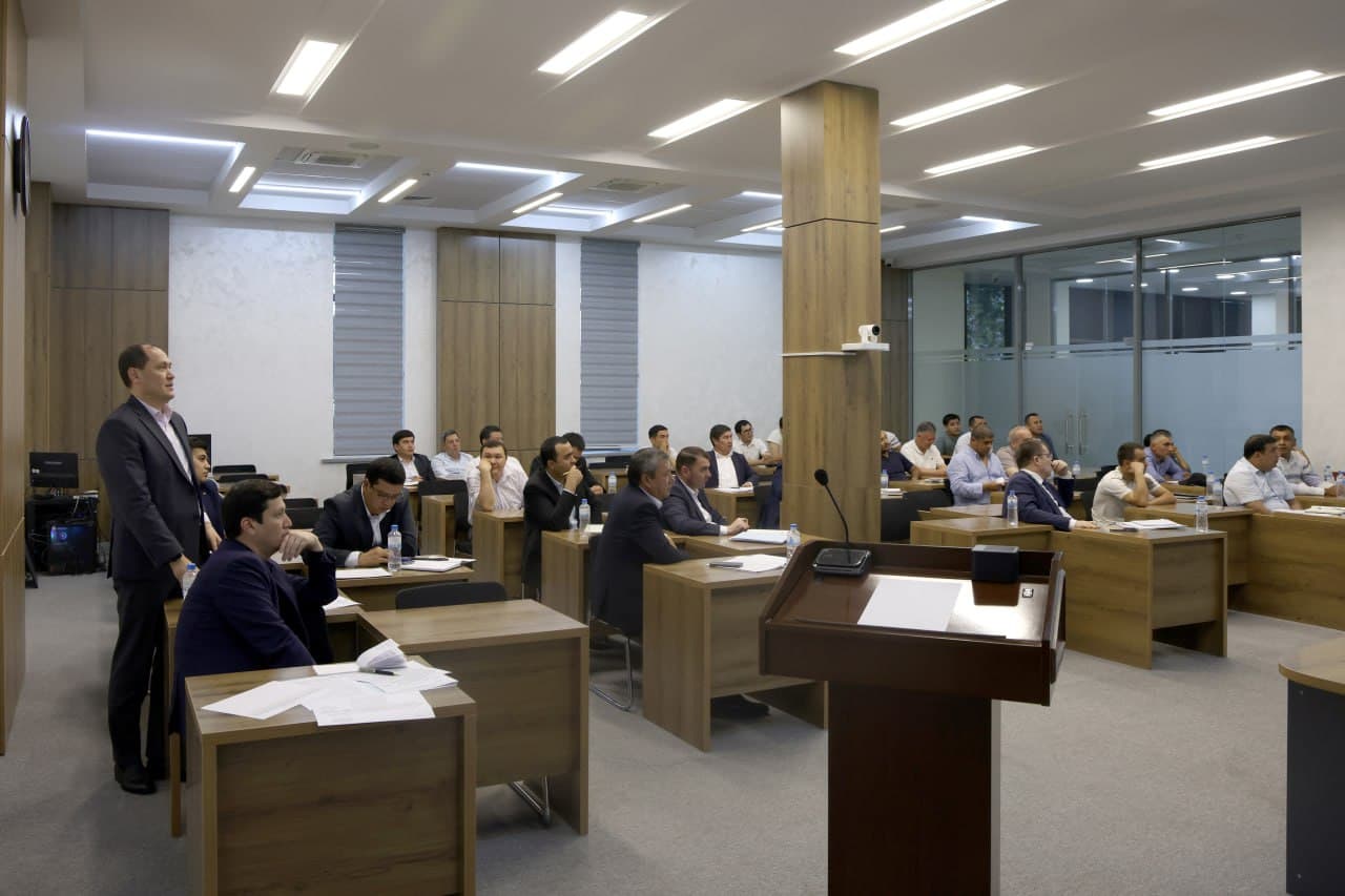 The Ministry of Mining Industry and Geology held a dialogue with entrepreneurs