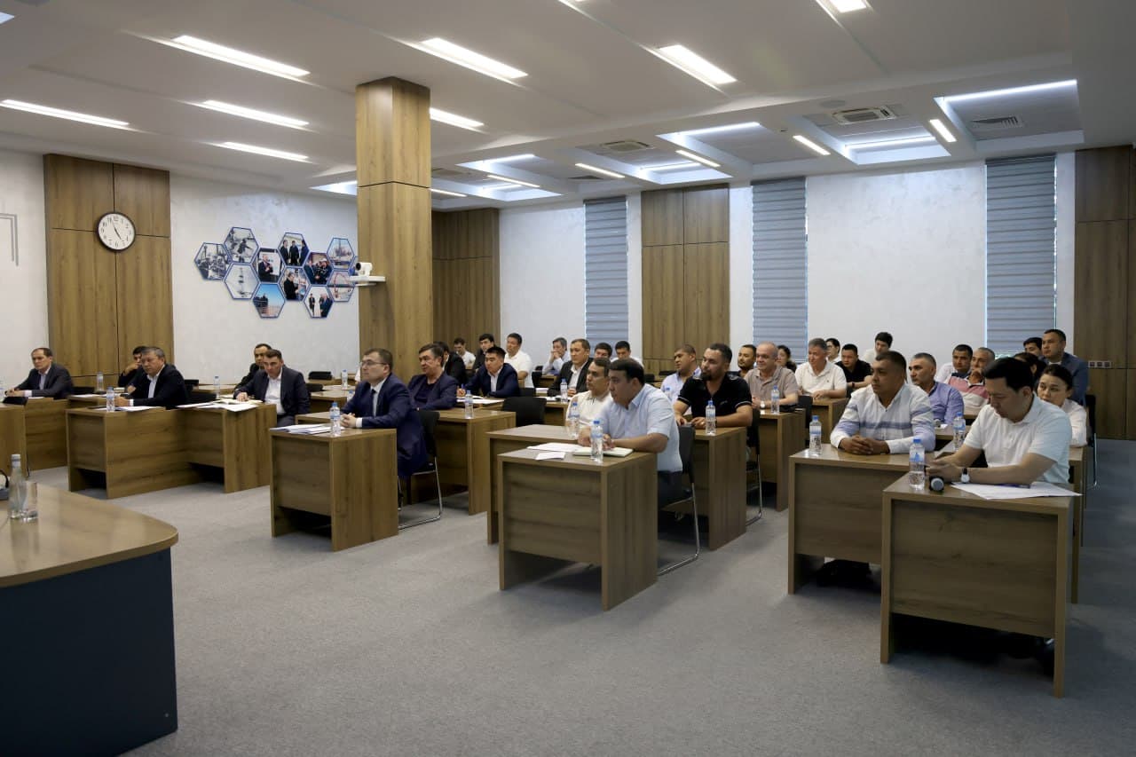 The Ministry of Mining Industry and Geology held a dialogue with entrepreneurs