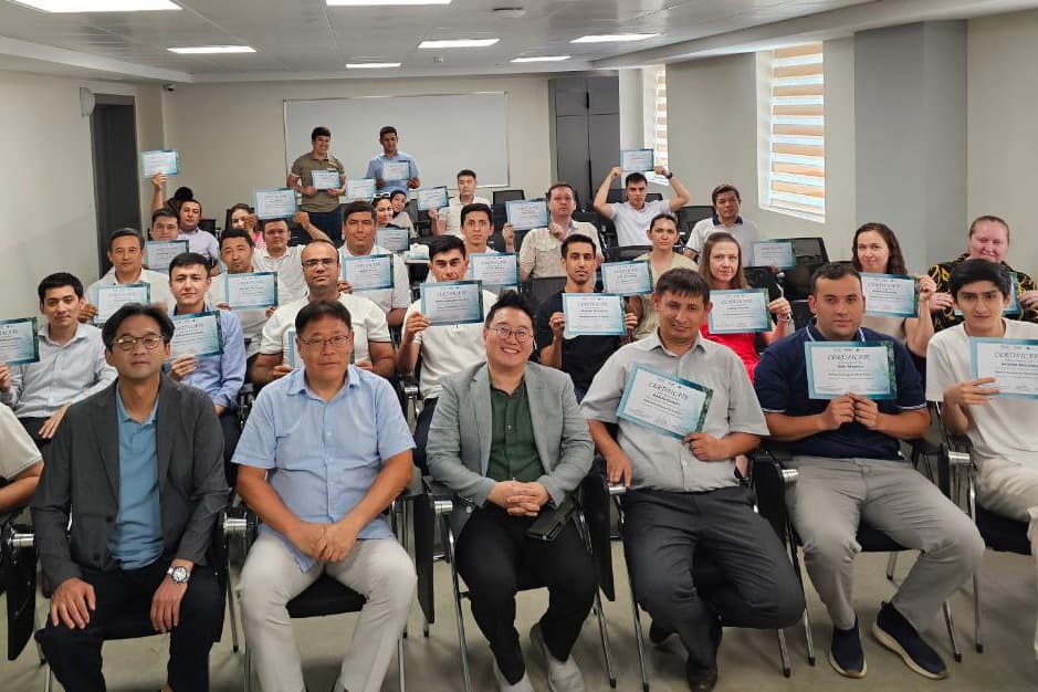 Проведен международный семинар по использованию ГИС и дистанционного зондирования в геологических исследованиях