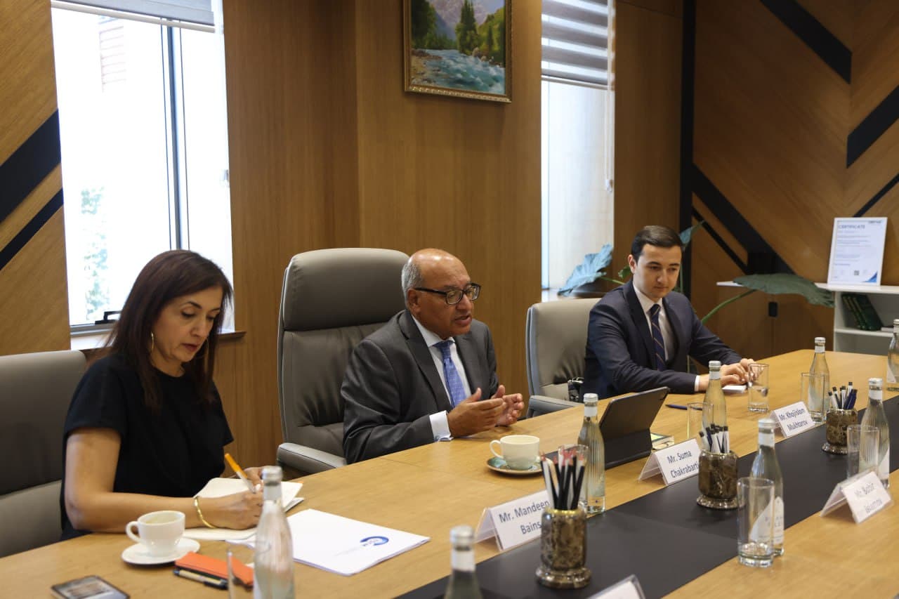 Meeting with the Presidential Advisor on Economic Development, Effective Governance and International Cooperation