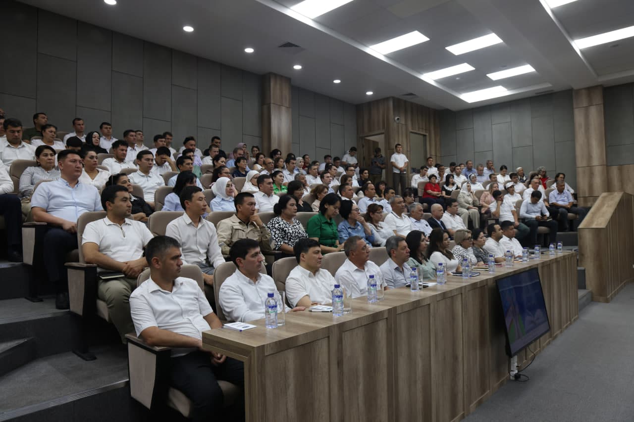 Meeting on the theme “Enlightenment Against Ignorance” held at the Ministry of Mining Industry and Geology