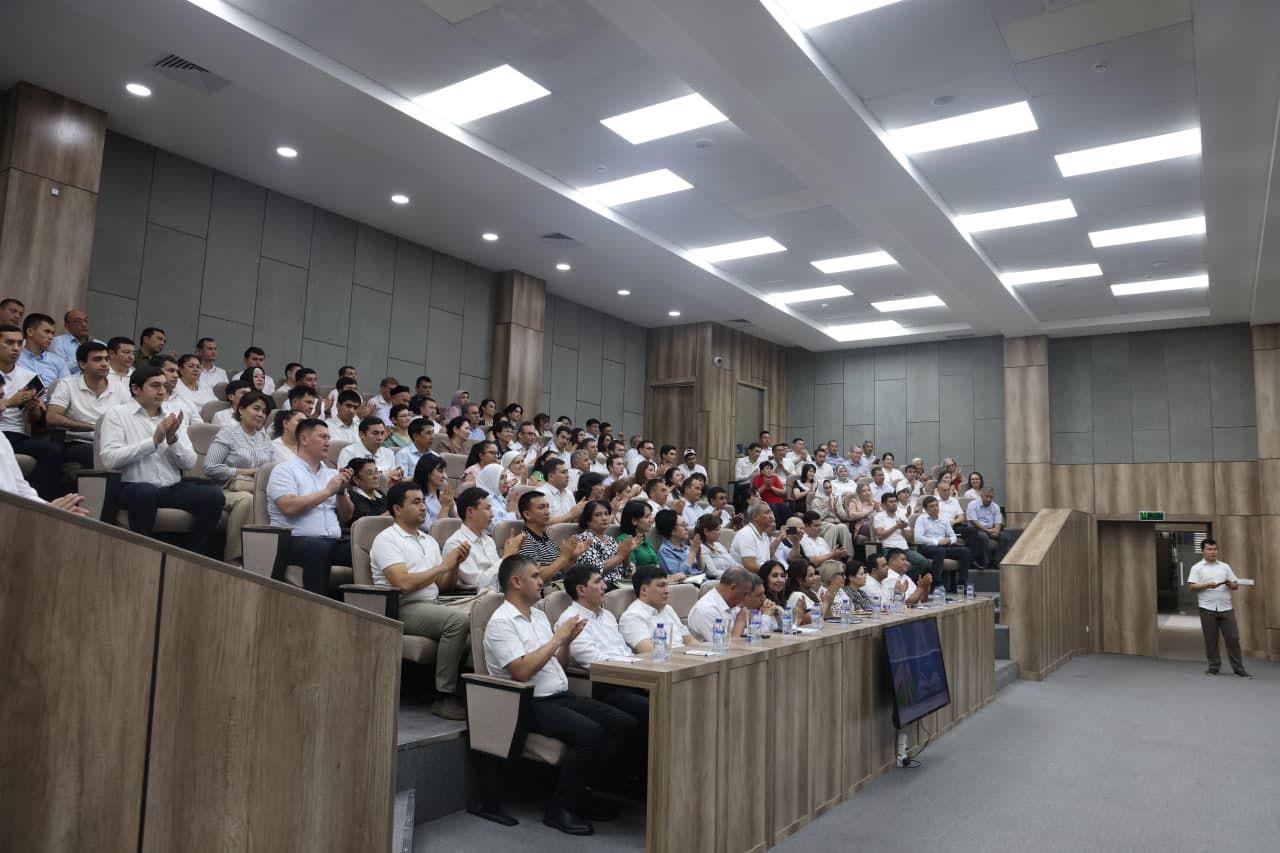 Meeting on the theme “Enlightenment Against Ignorance” held at the Ministry of Mining Industry and Geology