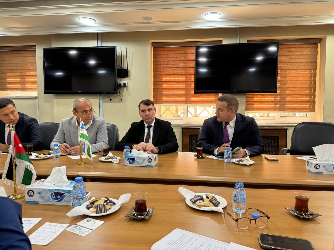 Расширяется сотрудничество Узбекистана и Иордании в сфере геологии