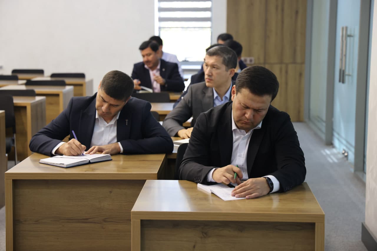 Kon-geologiya vazirligida tanqidiy-tahliliy ruhdagi yig‘ilish bo‘lib o‘tdi