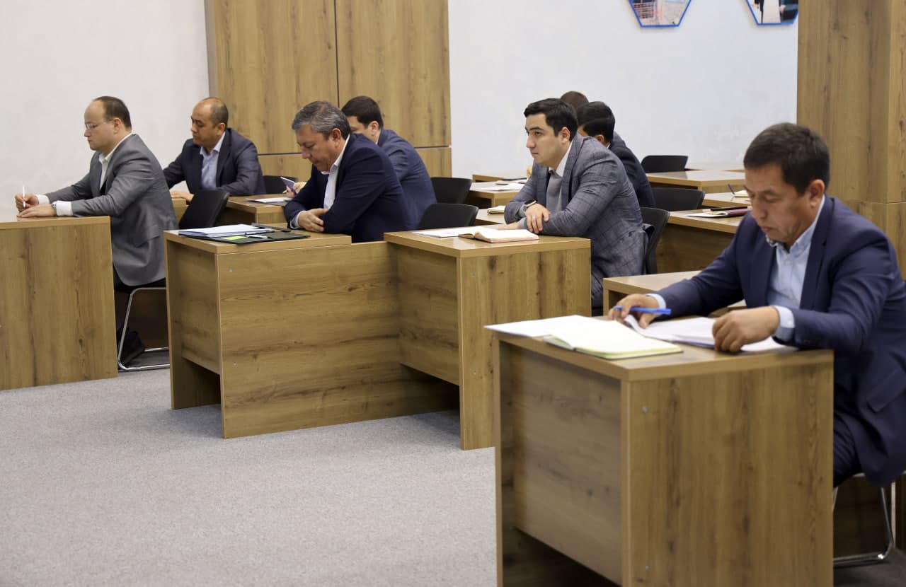 Kon-geologiya vazirligida tanqidiy-tahliliy ruhdagi yig‘ilish bo‘lib o‘tdi