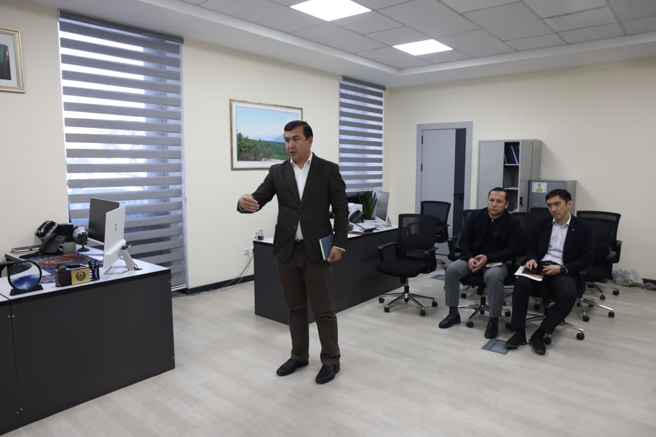 На заседании ГКЗ утверждены методические указания и инструкции, регламентирующие геологоразведочные работы, а также запасы различных видов полезных ископаемых