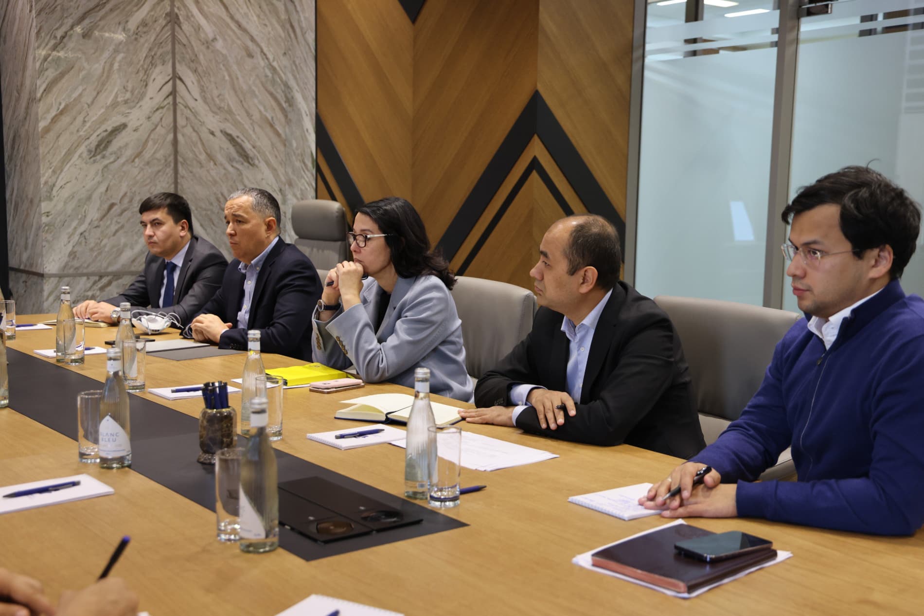 A meeting was held with a delegation led by the Vice President of SLB