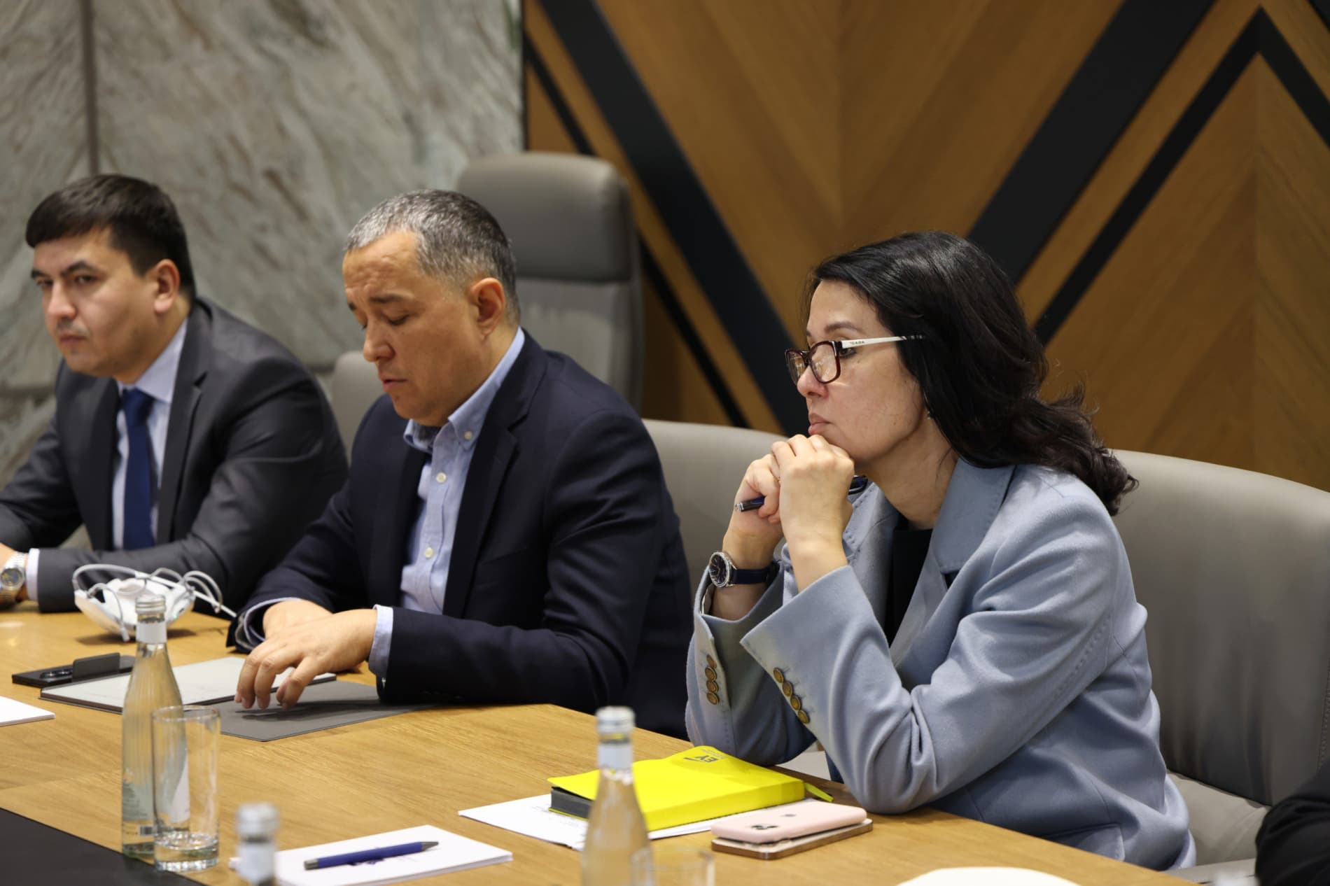 A meeting was held with a delegation led by the Vice President of SLB