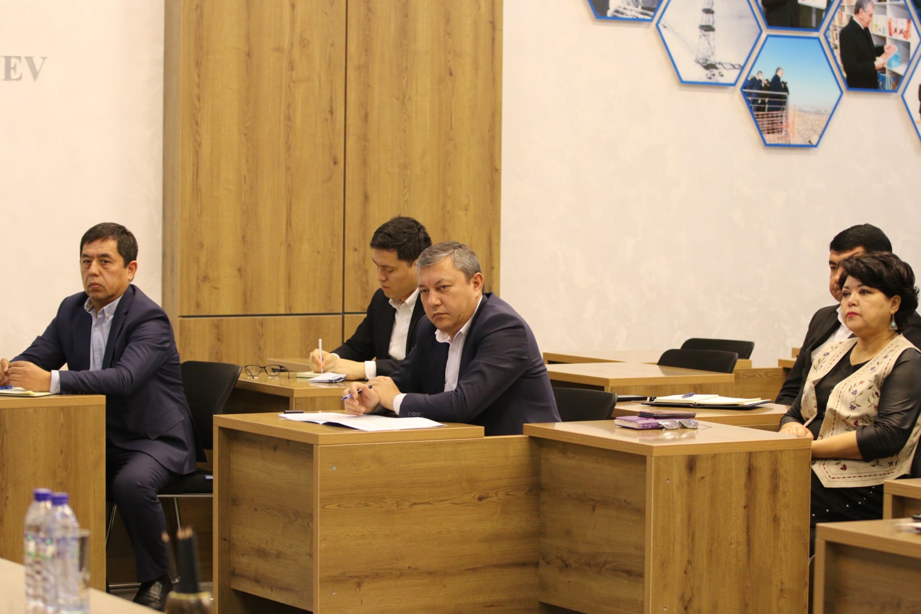 В Министерстве горнодобывающей промышленности и геологии проведен семинар-тренинг по эффективному выявлению, оценке, снижению и мониторингу финансовых и других рисков