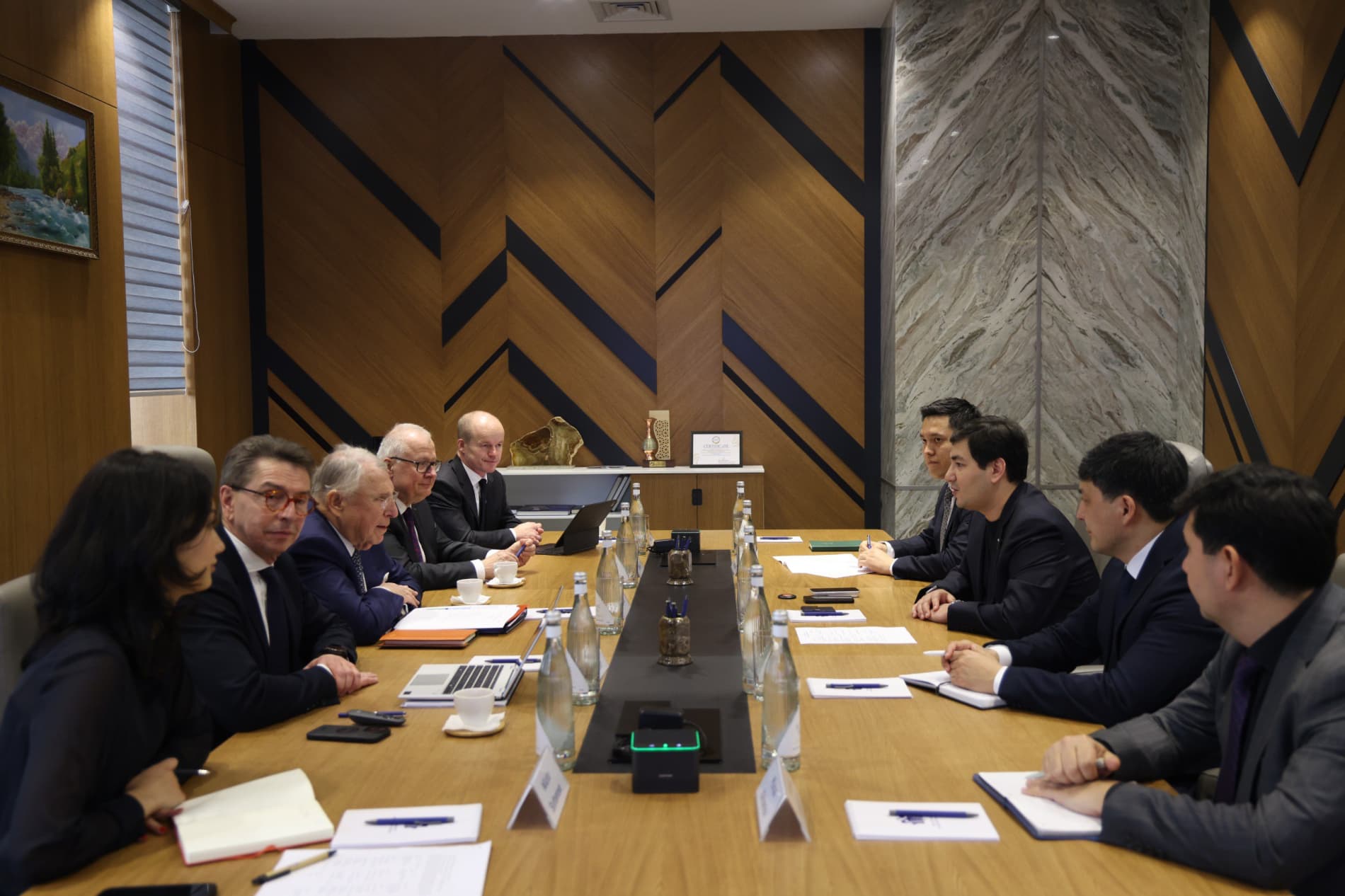 Обсуждены перспективы сотрудничества с компанией Mangold Consulting