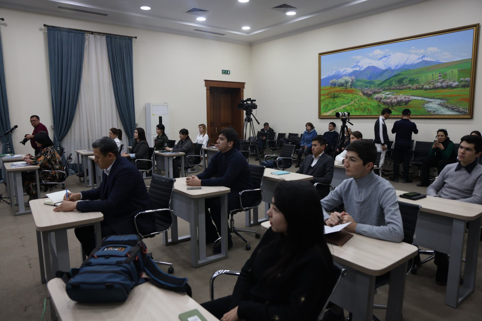 Пресс-конференция в Национальном пресс-центре