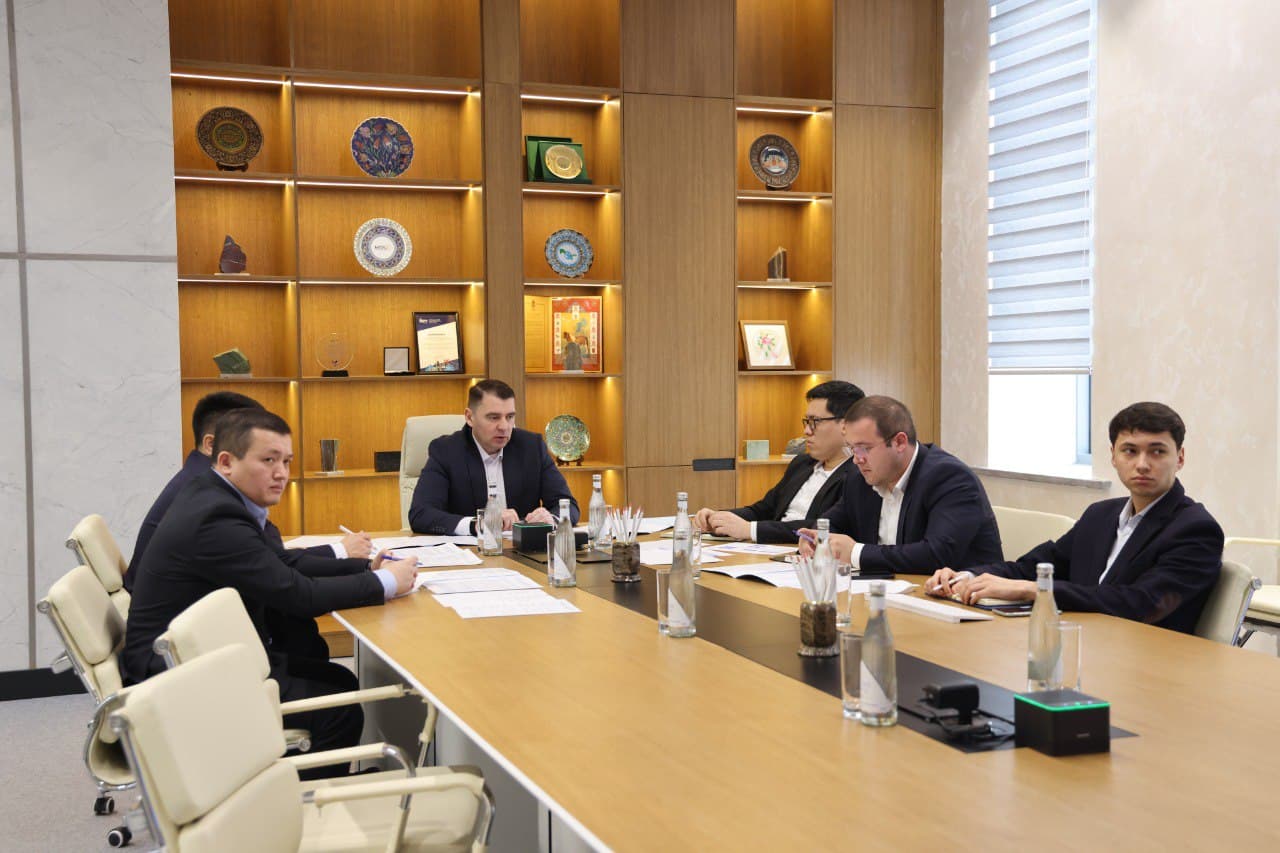 Meeting Held with Representatives of China Coal Resource Development
