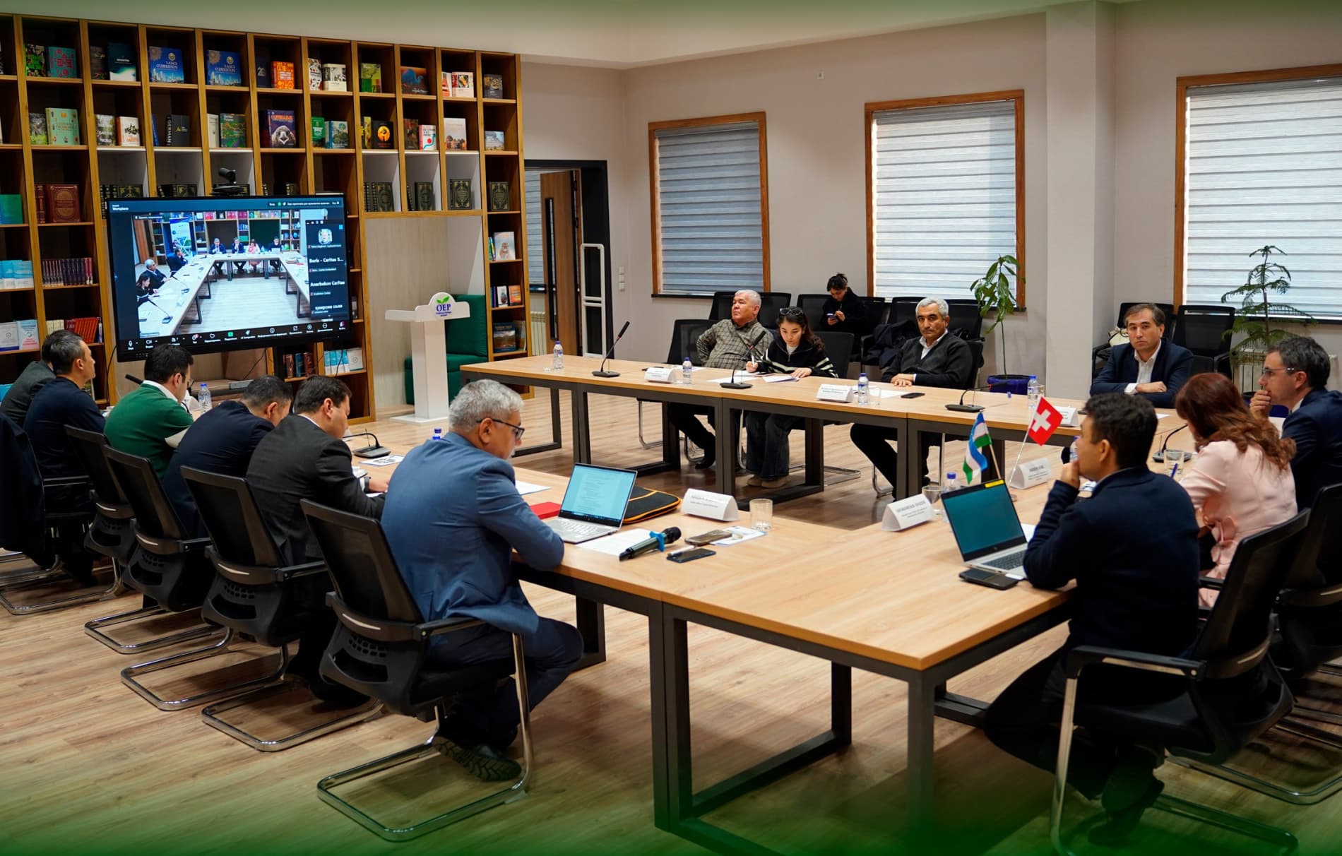 A debriefing was held on adaptive water-resources management under climate change conditions