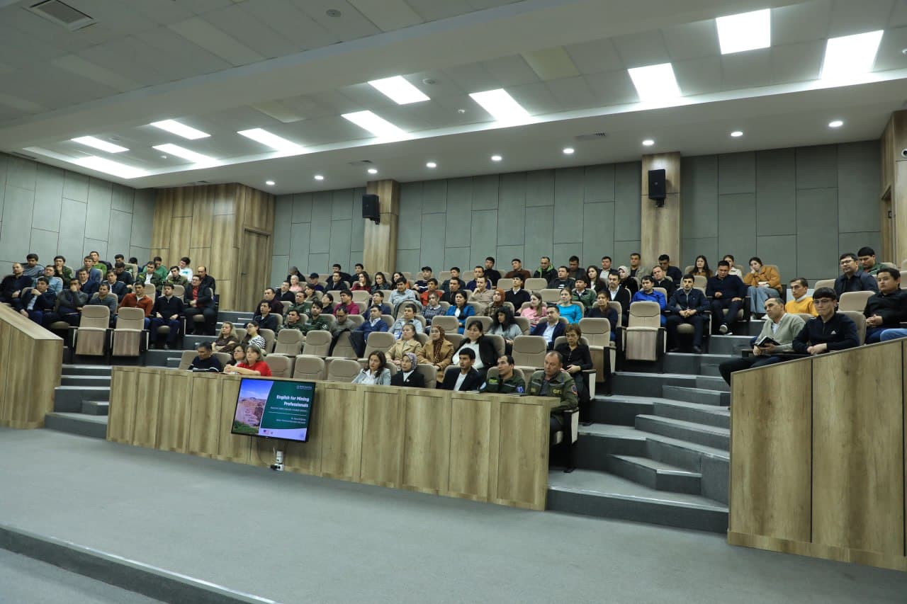 В УГН и НГГТУ совместно с организацией World Learning прошли мероприятия по курсу английского языка для специалистов горнодобывающей отрасли