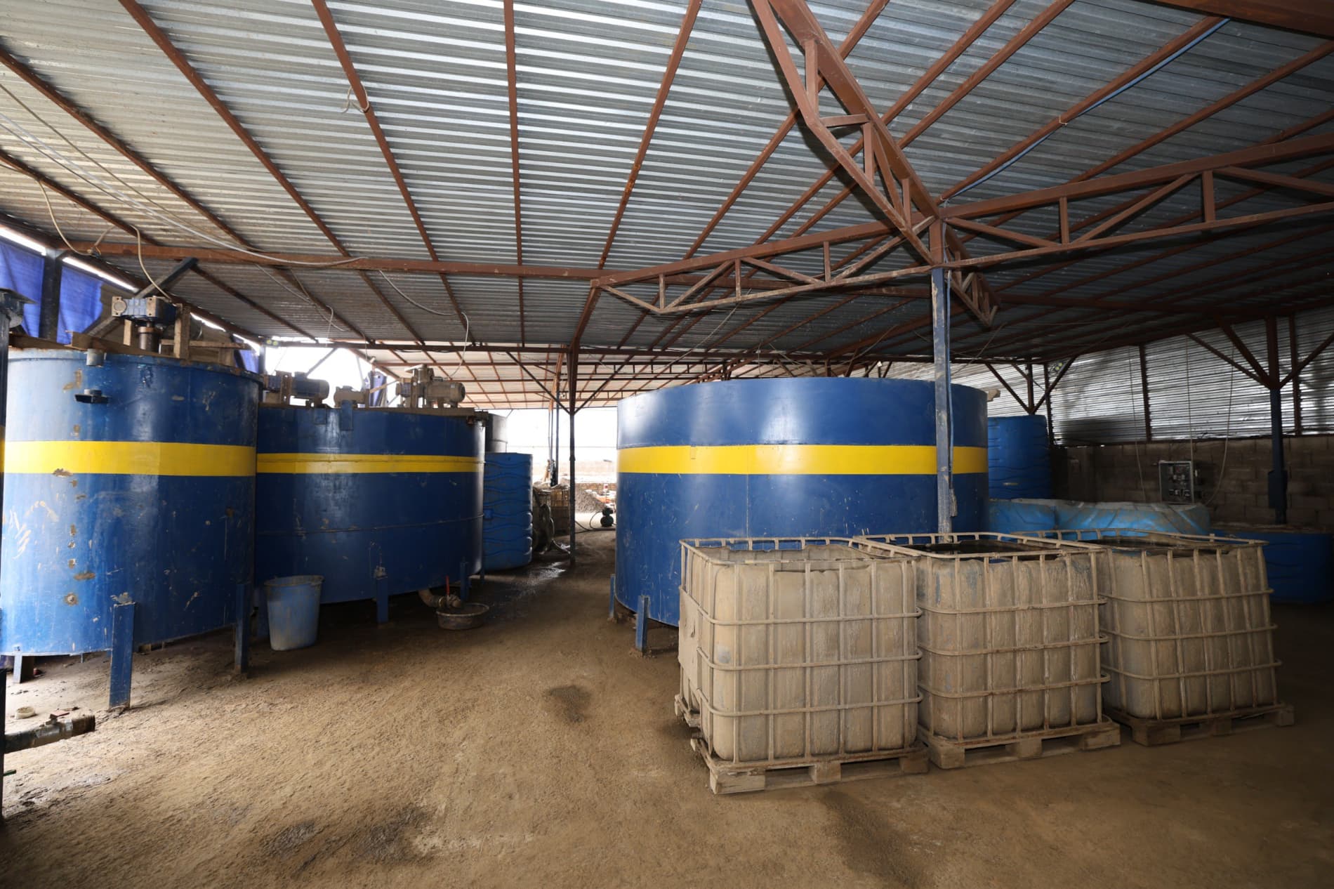 Служебная поездка в Хатырчи: новые заводы и решение проблем предпринимателей