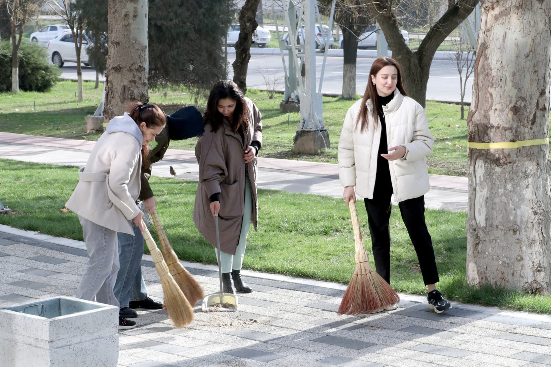 Сотрудники Министерства горнодобывающей промышленности и геологии приняли участие во всенародном хашаре