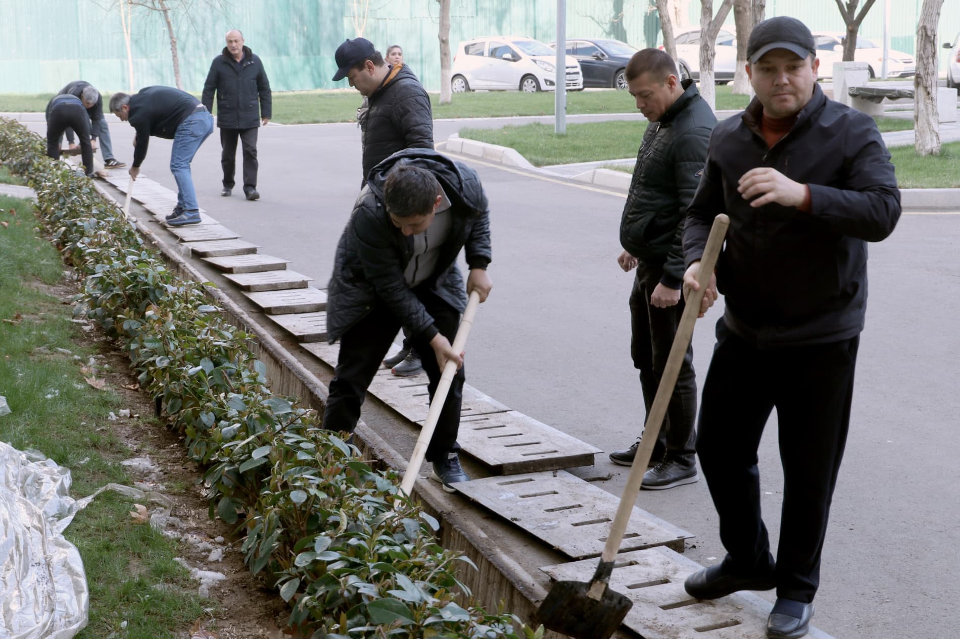 Сотрудники Министерства горнодобывающей промышленности и геологии приняли участие во всенародном хашаре