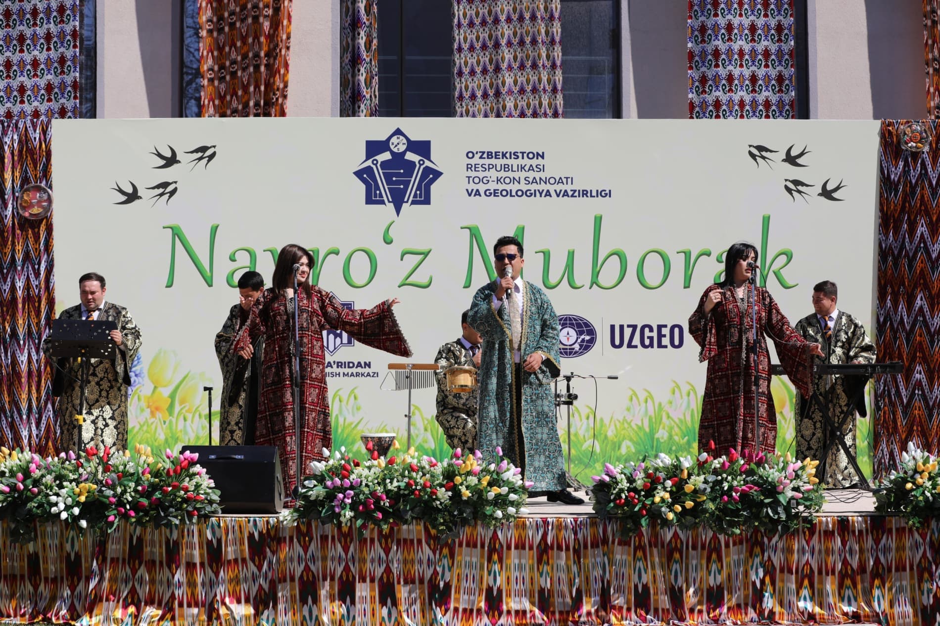A ceremonial event is being held under the slogan “Glorifying Navruz means glorifying the human being”
