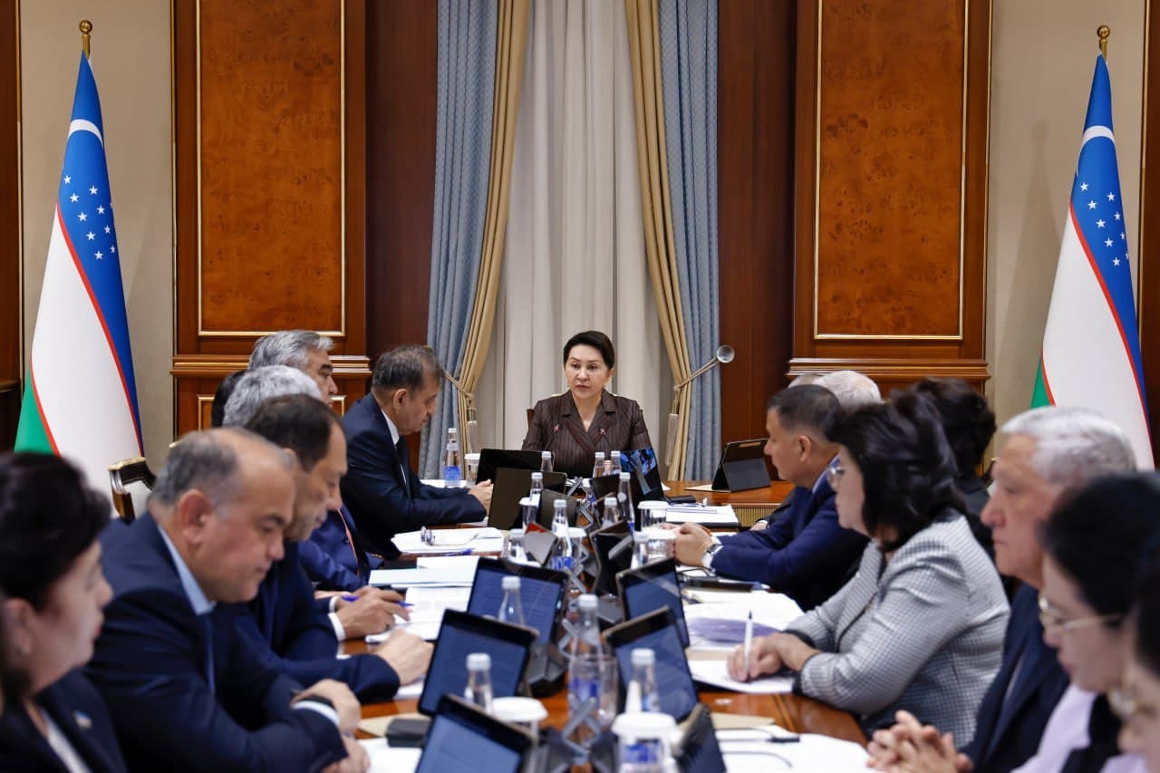 Tog‘-kon sanoati va geologiya vazirligi vakillari Parlament komissiyasi yig‘ilishida ishtirok etishdi