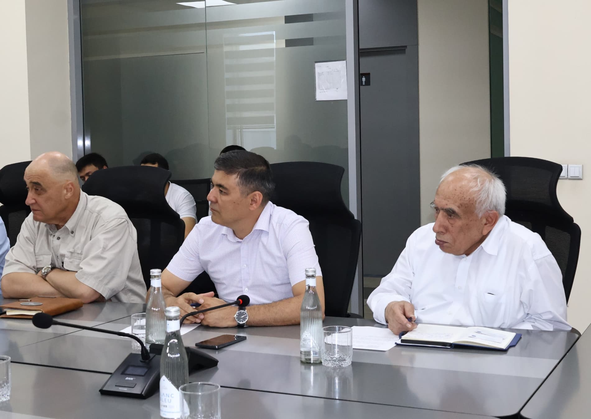 Scientific Dialogue in Geology and Mining
