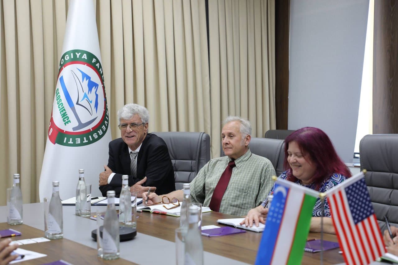 Cooperation with U.S. Geologists Discussed