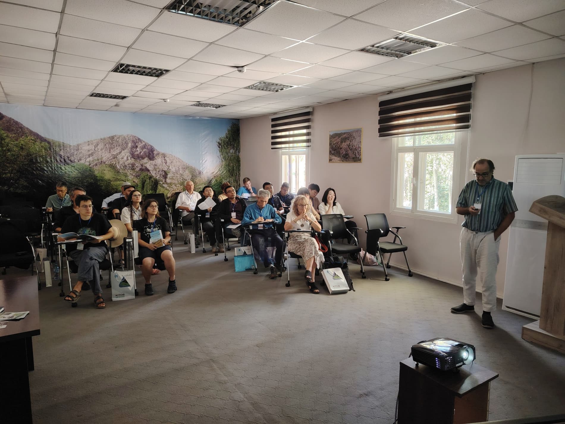 Стартовала международная научно-практическая полевая конференция «IGCP735 Field Conference»