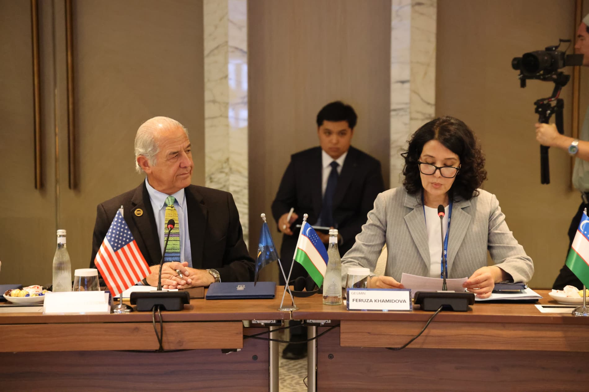 GEOMIN-2026 xalqaro konferensiyasi arafasida o‘tkazilgan xalqaro davra suhbatida geologiyani rivojlantirishning zamonaviy yondashuvlari muhokama qilindi