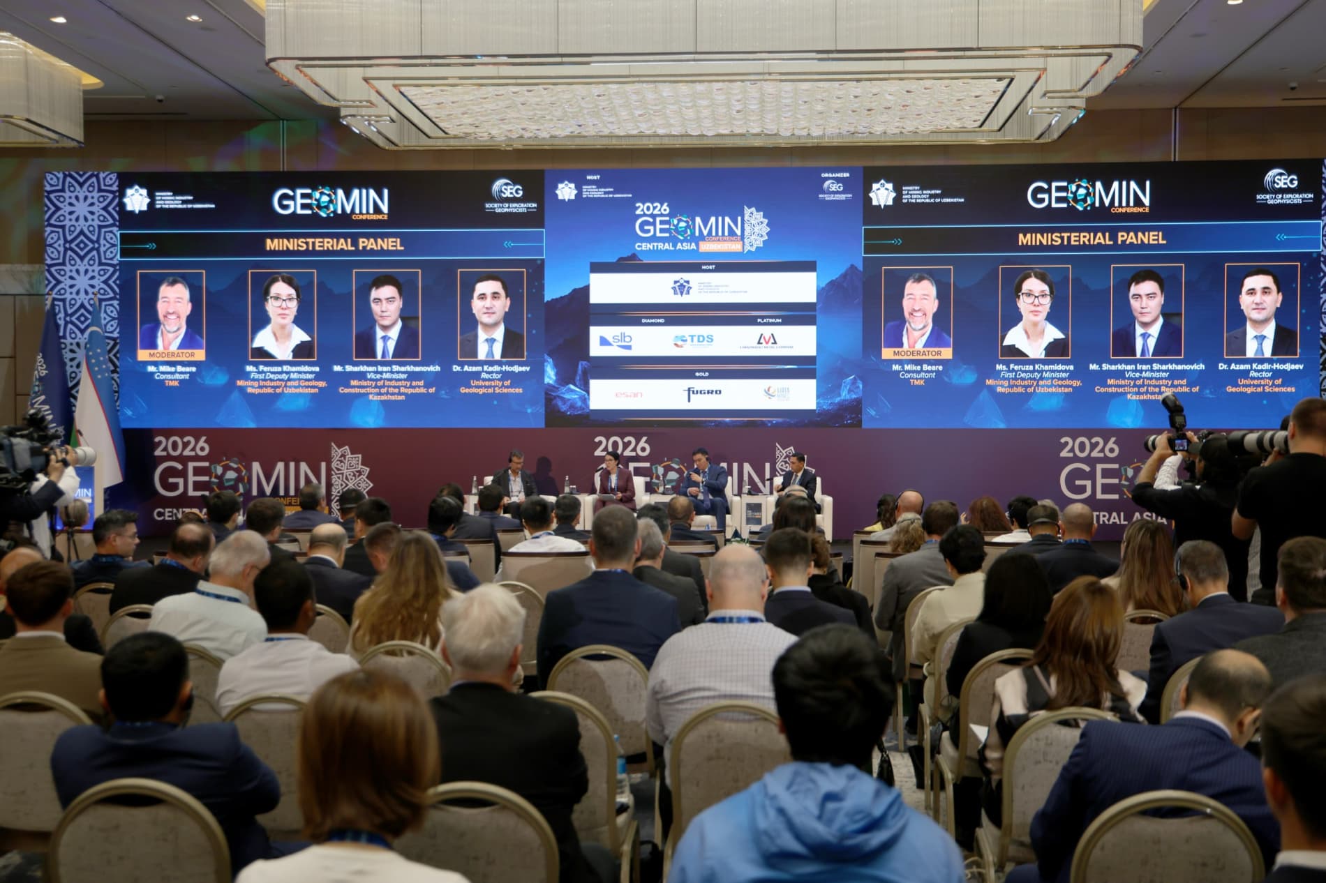 GEOMIN 2026 xalqaro konferensiyasining birinchi kuni: ochilish marosimi, vazirliklar paneli, sohaning dolzarb mavzulari muhokamasi