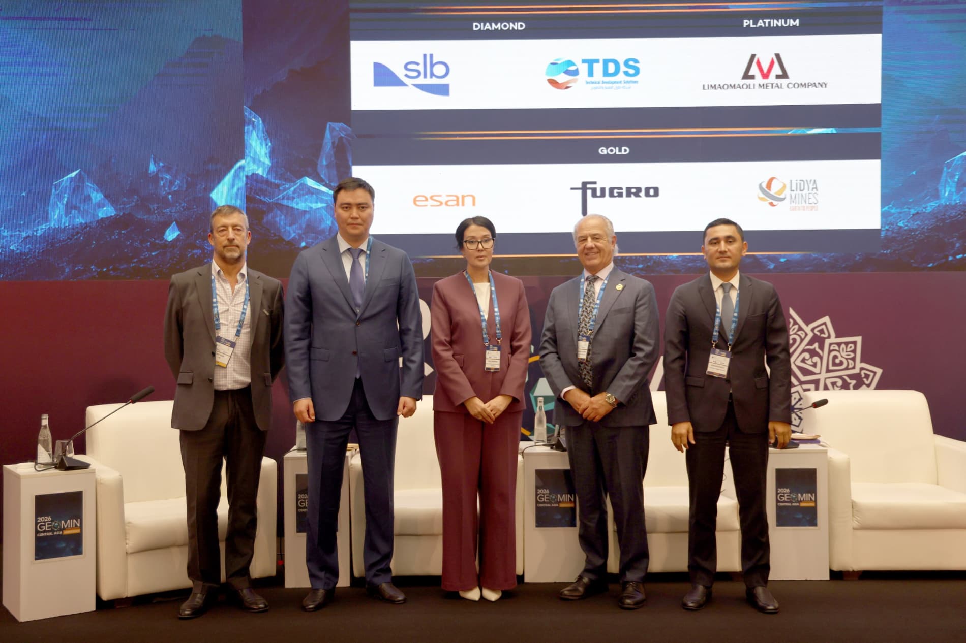 GEOMIN 2026 xalqaro konferensiyasining birinchi kuni: ochilish marosimi, vazirliklar paneli, sohaning dolzarb mavzulari muhokamasi