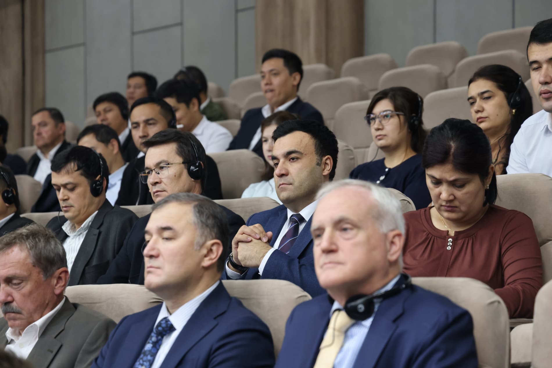 Seminar with EBRD consultants underway in Tashkent