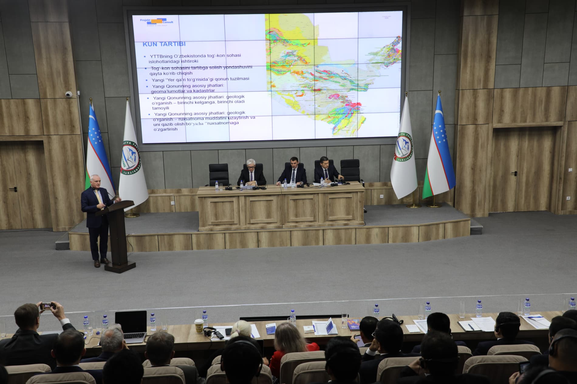 Seminar with EBRD consultants underway in Tashkent