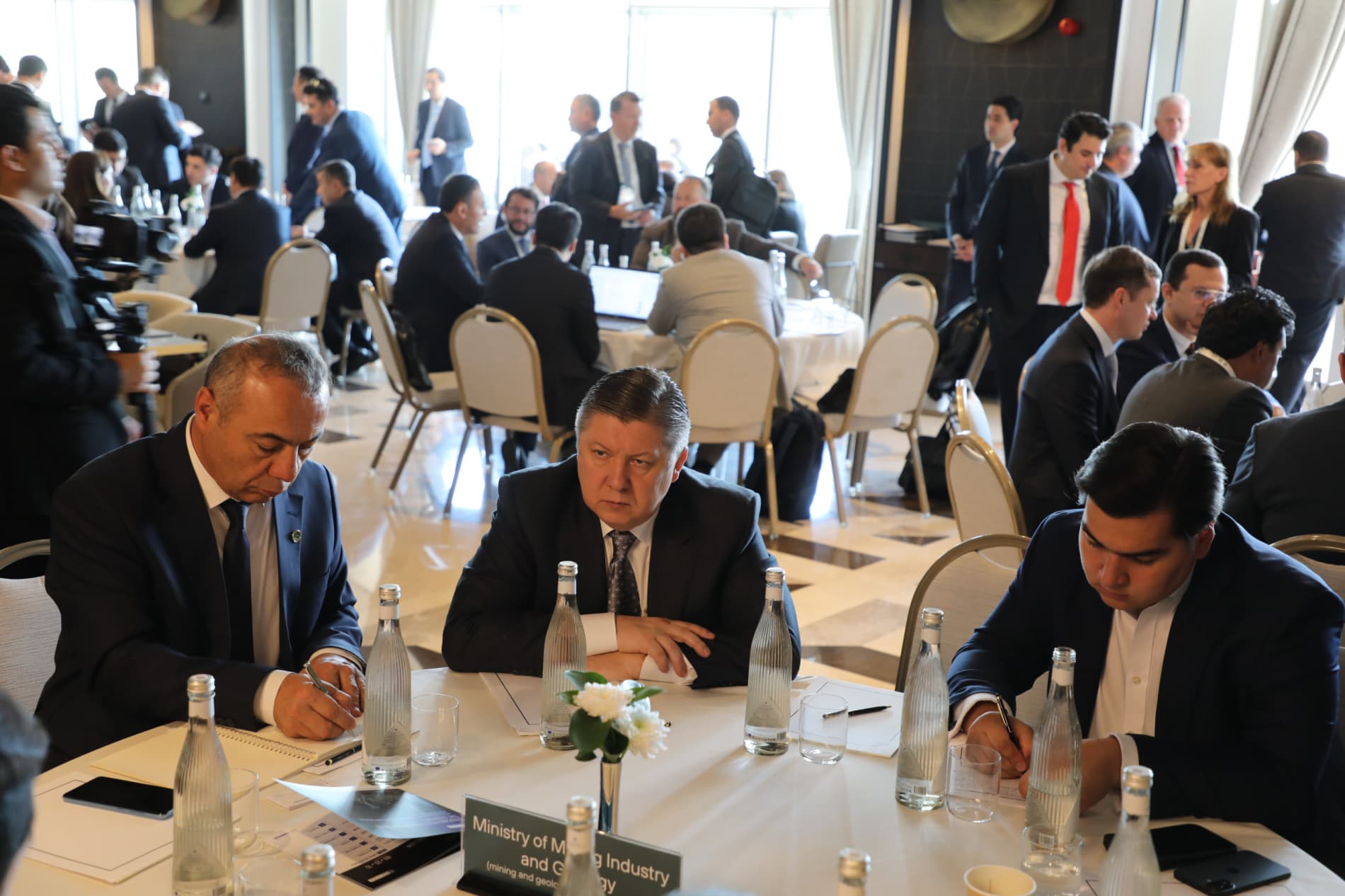 More Than 30 Meetings Held with International Partners on the Sidelines of the C5+1 Forum