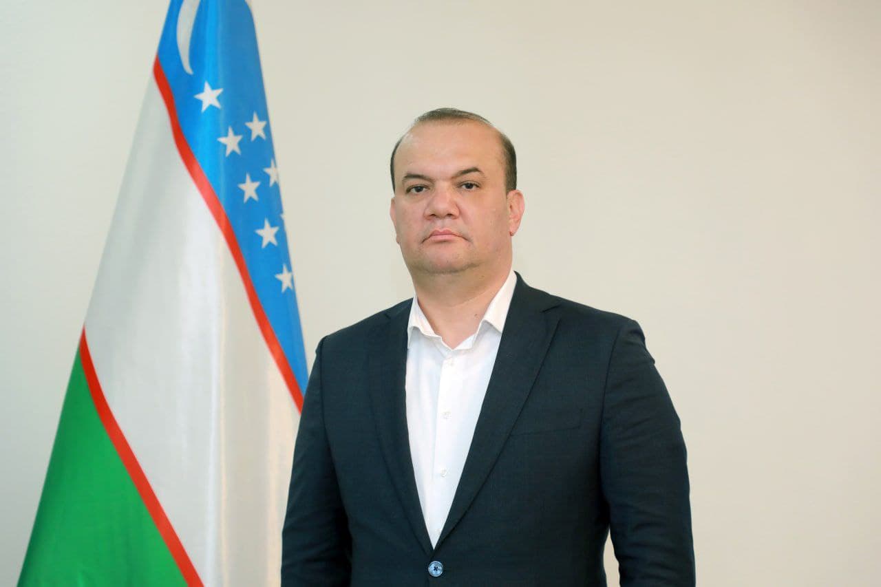 Xolmuradov Akmal Arslanovich