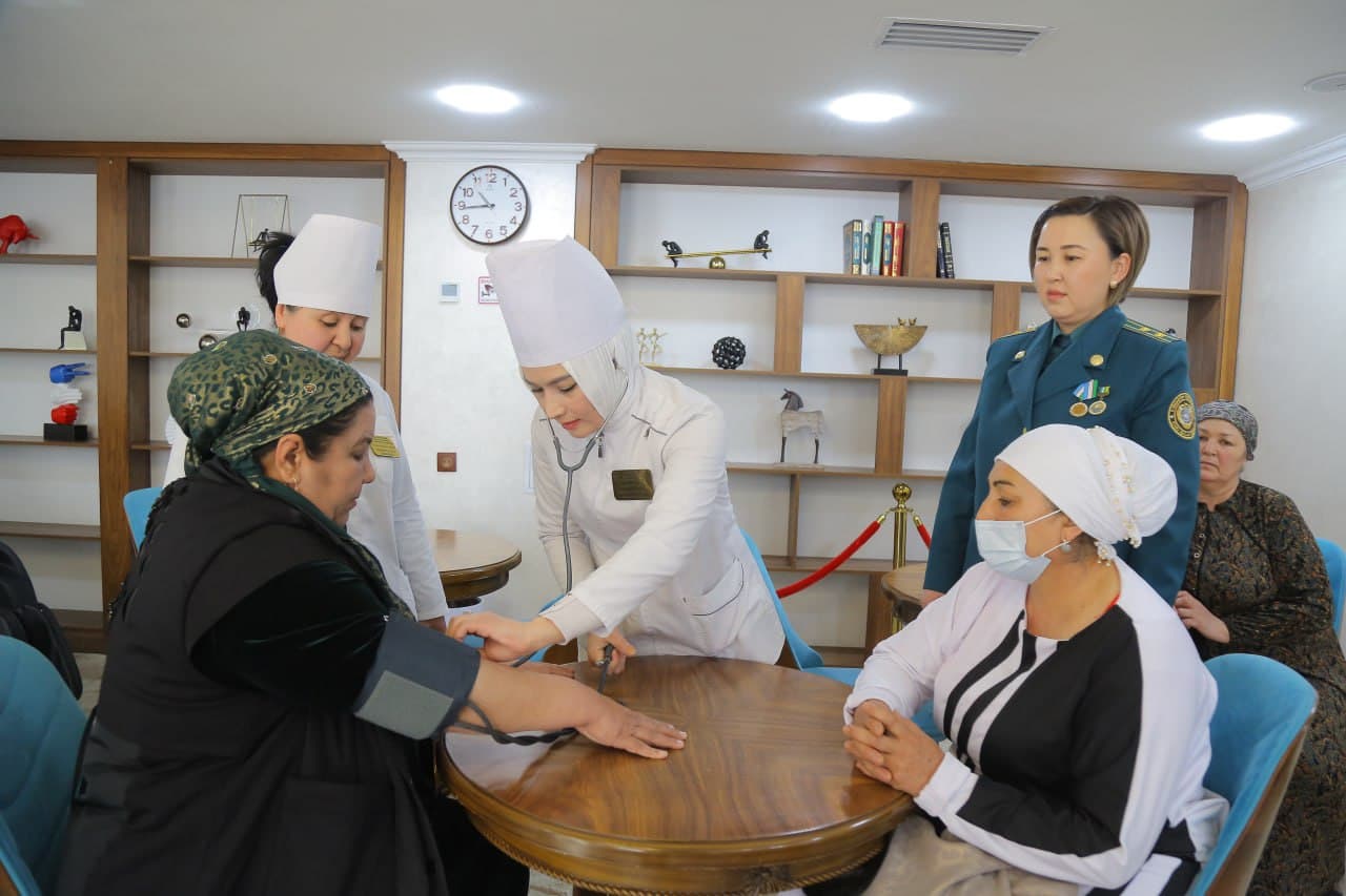 Bo‘stonliq tumanida “Men kuchli ayolman” maxsus profilaktik tadbirining 5-mavsumi boshlandi