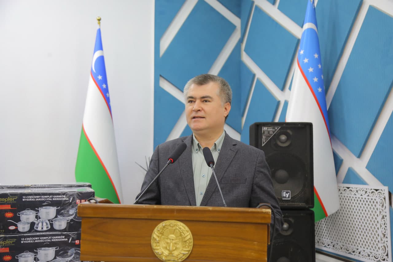 Ijtimoiy faol xotin-qizlarga bayram tuhfasi topshirildi