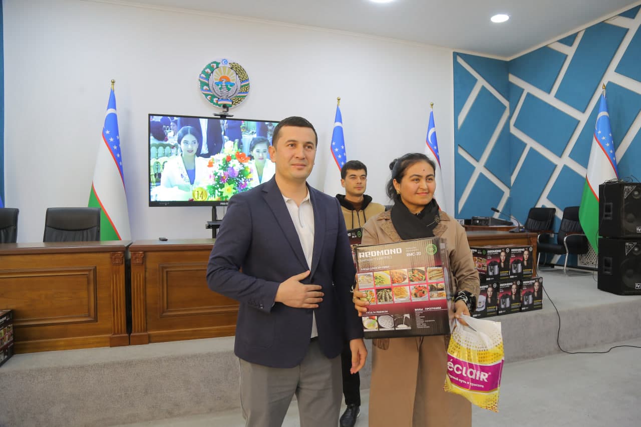 Xotin-qizlarga bayram sovg‘alari topshirildi