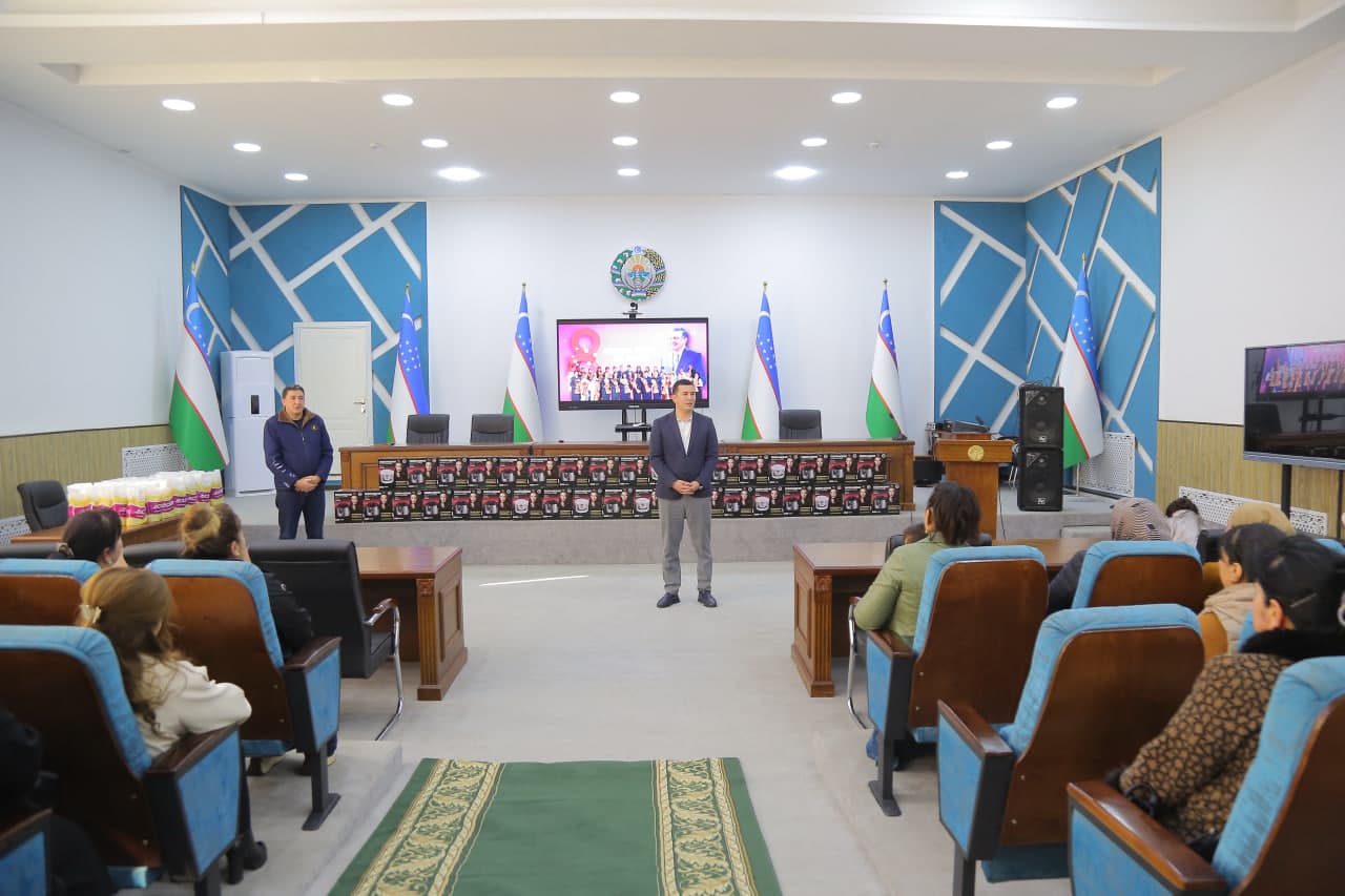 Xotin-qizlarga bayram sovg‘alari topshirildi