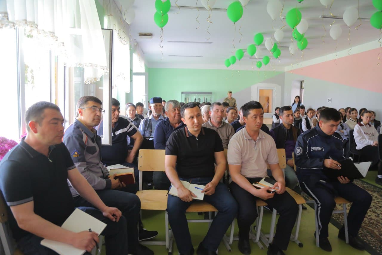 “Pargos” MFY hududida yoshlar bilan ochiq muloqot tashkil etildi