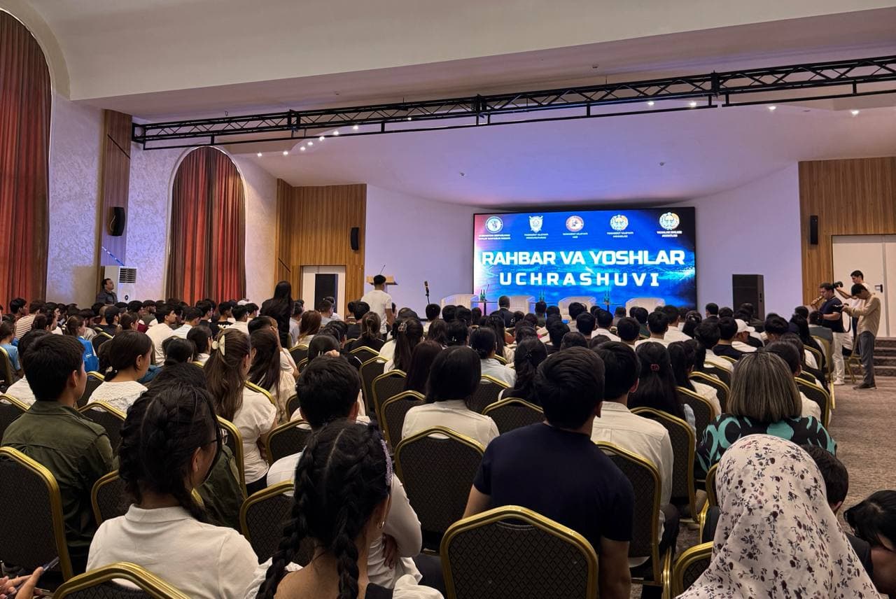Yoshlar kuni munosabati bilan “Rahbar va yoshlar” uchrashuvi tashkil etildi