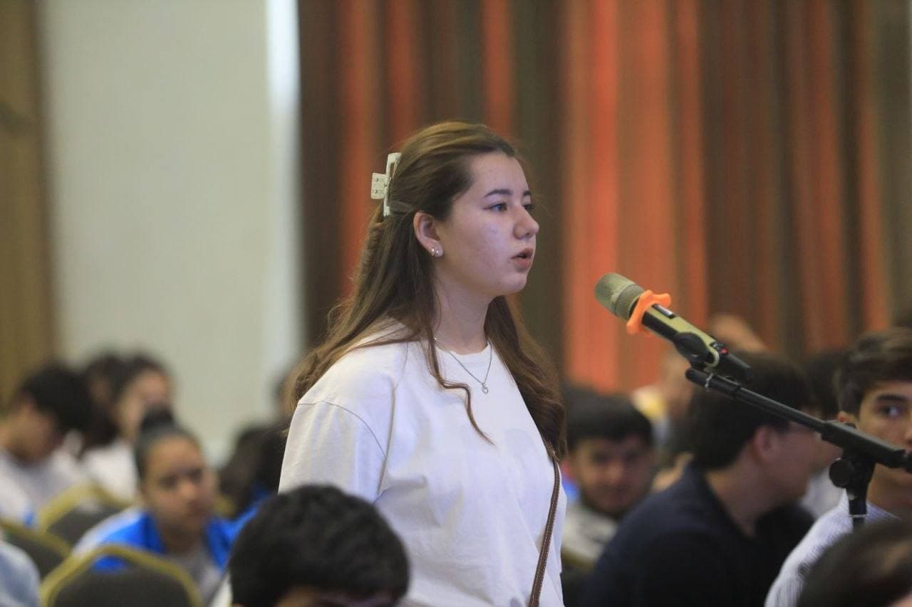 Yoshlar kuni munosabati bilan “Rahbar va yoshlar” uchrashuvi tashkil etildi