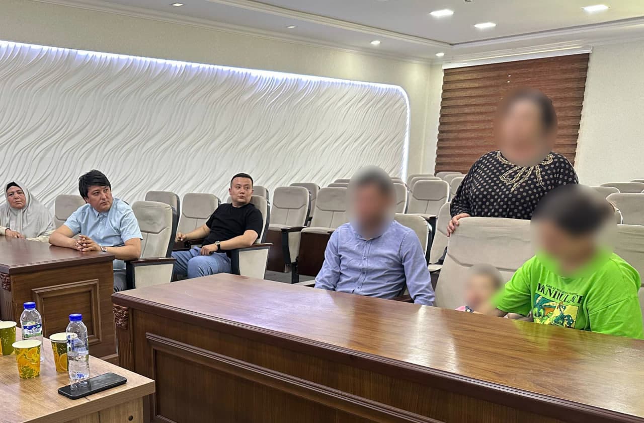 Ajrim yoqasidagi va nizoli oilalar bilan navbatdagi profilaktik tadbir o‘tkazildi