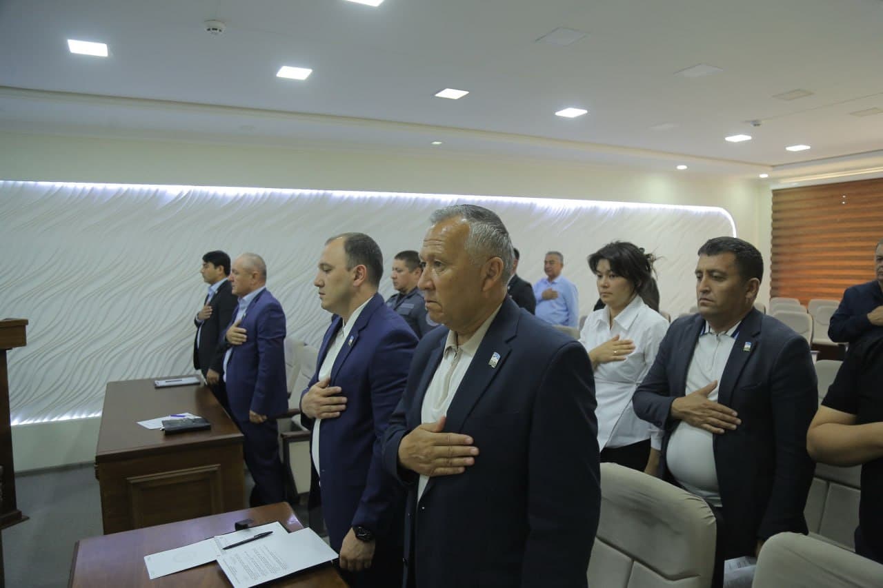 Xalq deputatlari tuman Kengashining yettinchi chaqiriq o‘ttiz ikkinchi sessiyasi bo‘lib o‘tdi