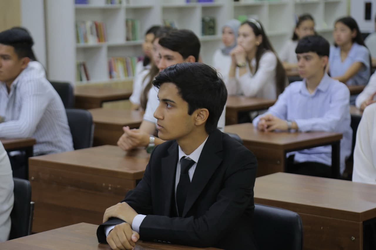 Rahbarlar va yoshlar uchrashuvi o‘tkazildi