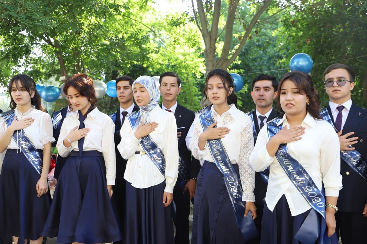 Jondor tumanidagi barcha umumta’lim maktablarida “Yuksak ma’rifatli avlod-Uchinchi Renessans poydevori!” shiori ostida “So‘nggi qo‘ng‘iroq” tadbirlari bo‘lib o‘tdi.